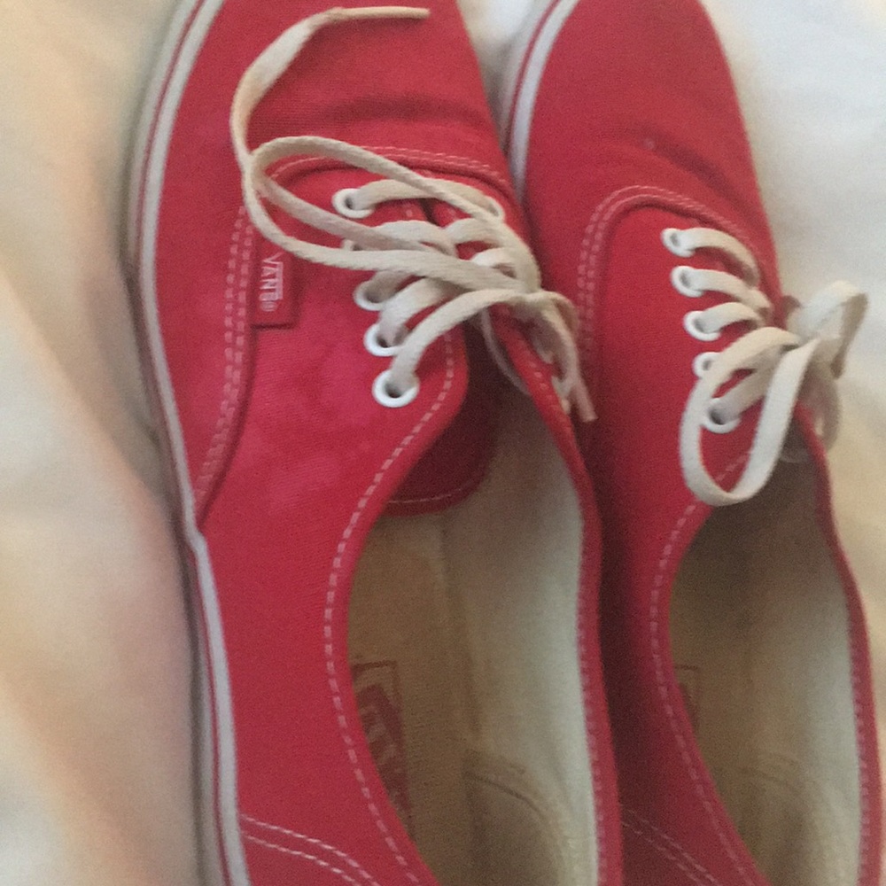Vans - Picture 3 of 4